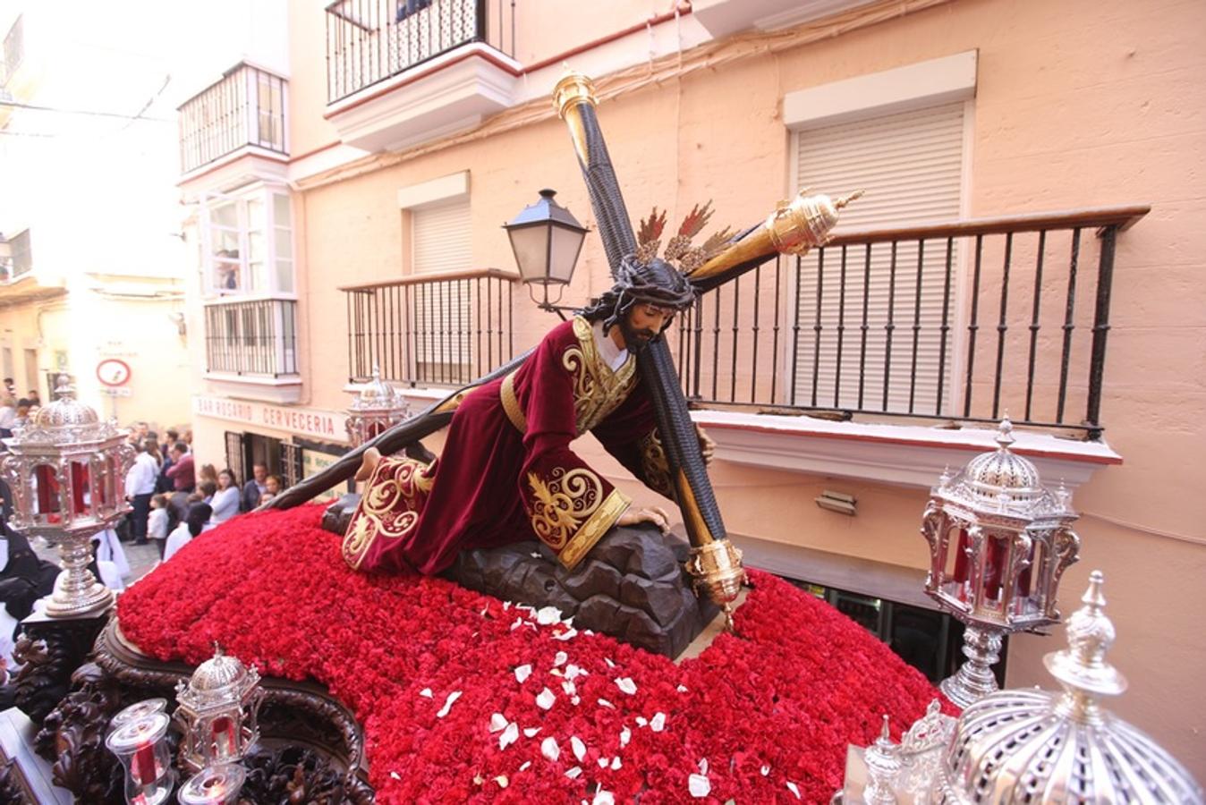 El Martes Santo en Cádiz, en imágenes