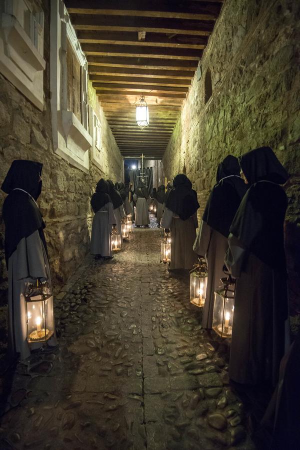 Santísimo Cristo del Amor, por los cobertizos. 