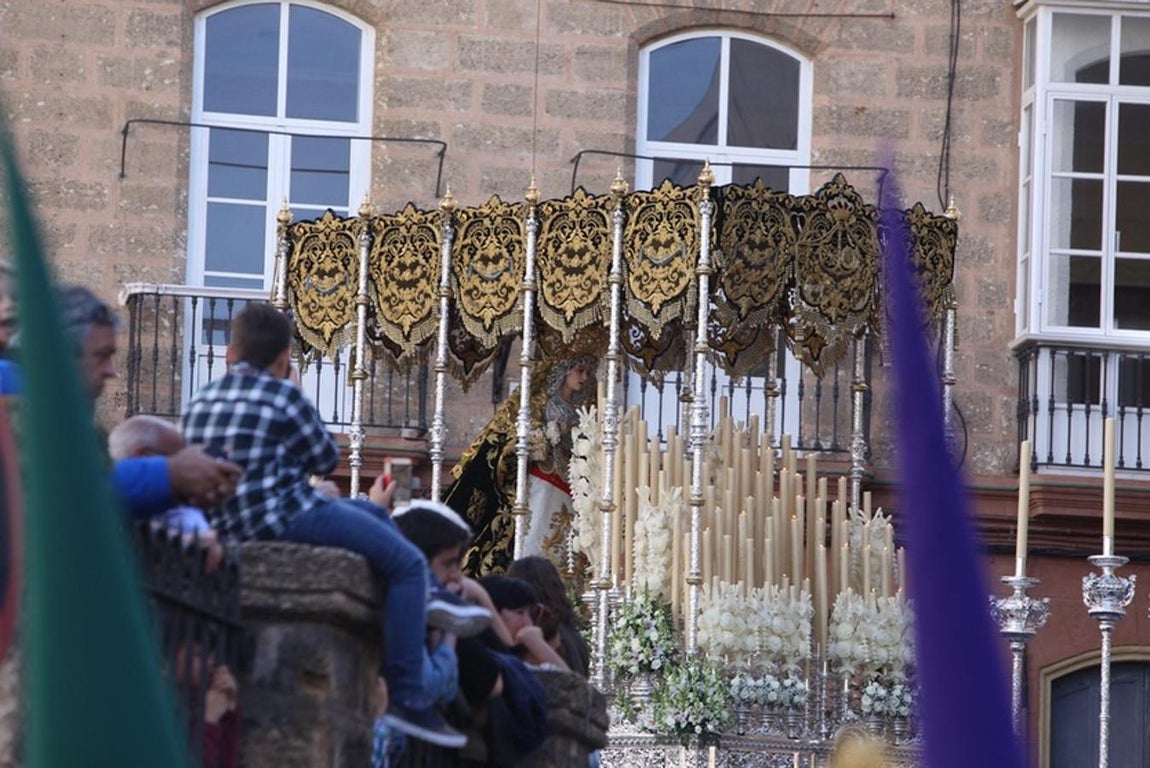 Fotos: Cigarreras el Miércoles Santo en Cádiz