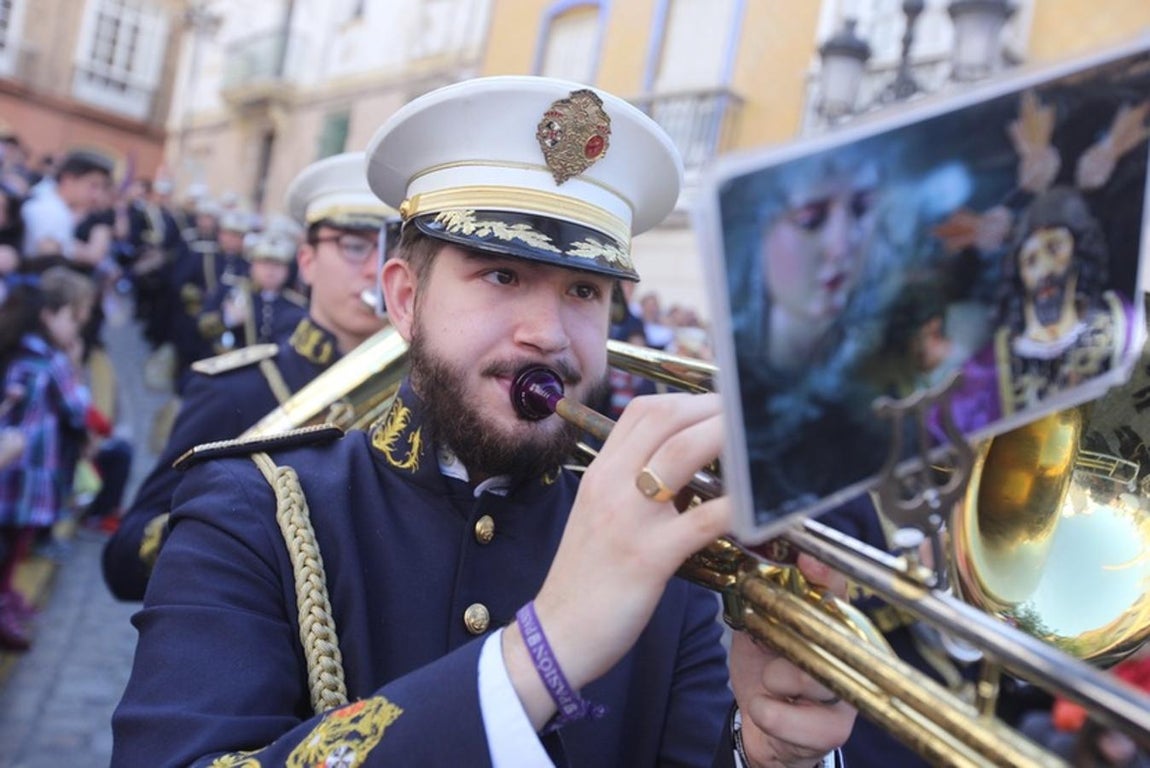 Fotos: Cigarreras el Miércoles Santo en Cádiz