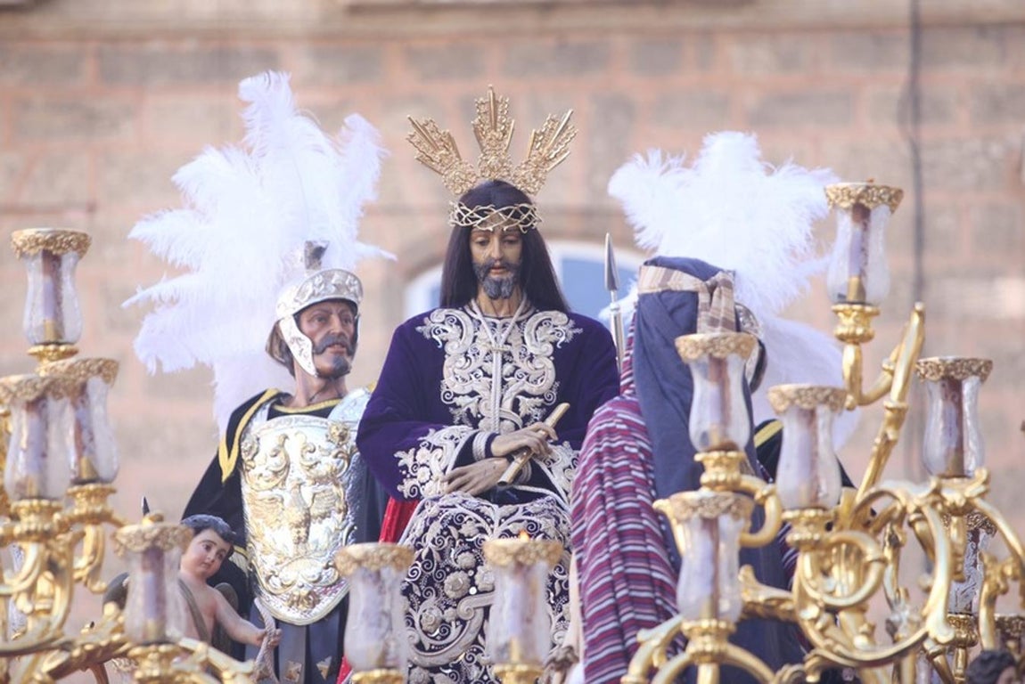 Fotos: Cigarreras el Miércoles Santo en Cádiz