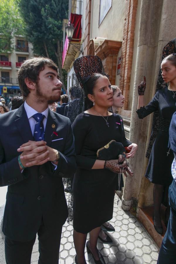 Visita a los templos del Calvario, la Esperanza de Triana y los Gitanos