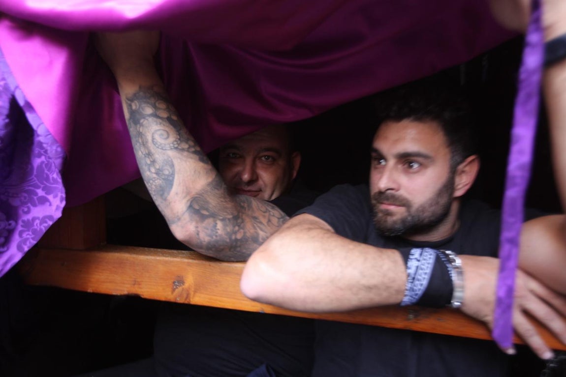 Galería de imágenes: Afligidos