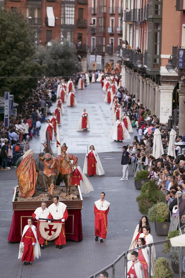 En imágenes: La Procesión General recorre Valladolid