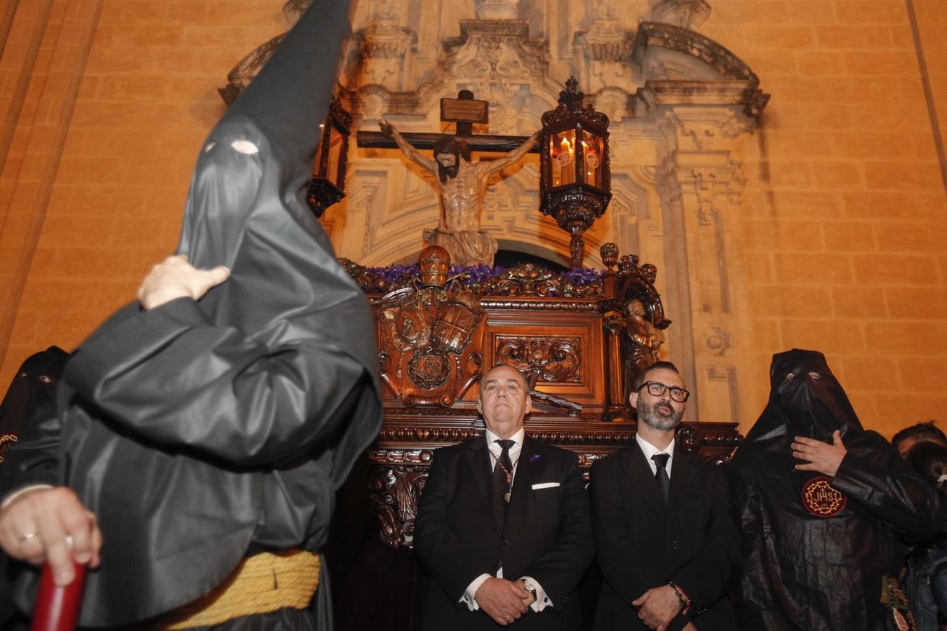 Las fotos de la hermandad de la Buena Muerte el Viernes Santo de la Semana Santa de Córdoba 2017