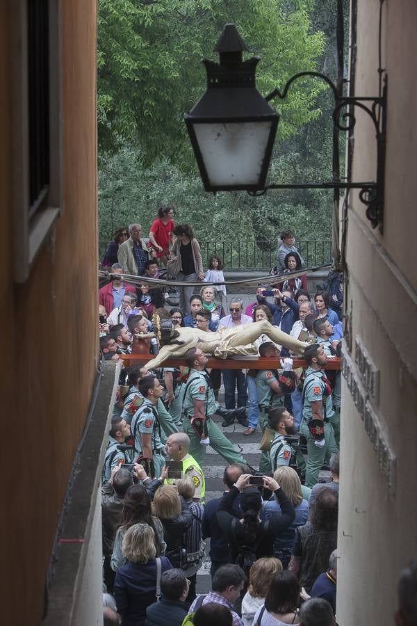 Las fotos del Vía Crucis de La Caridad del Viernes Santo de la Semana Santa de Córdoba 2017