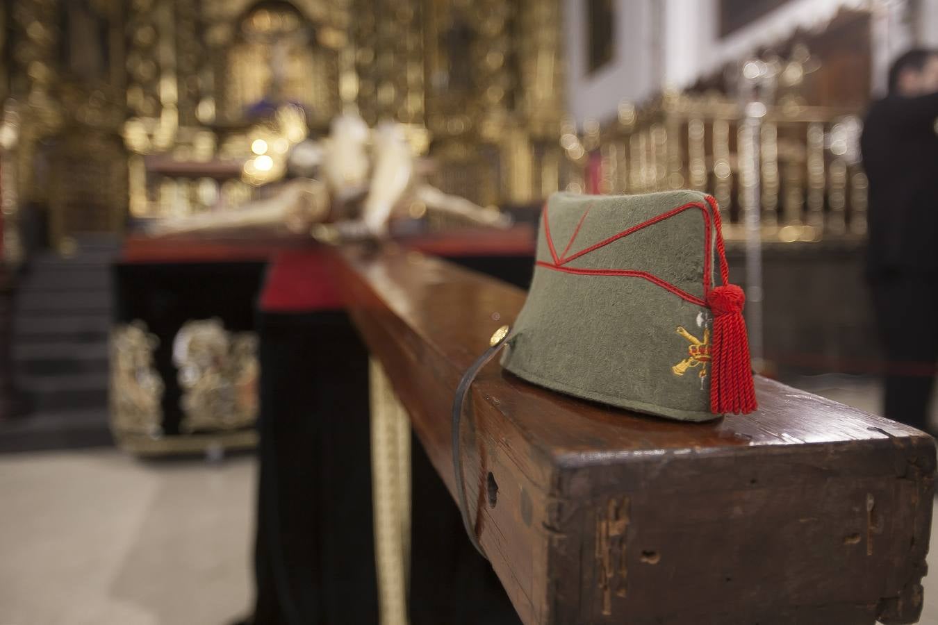 Las fotos del Vía Crucis de La Caridad del Viernes Santo de la Semana Santa de Córdoba 2017