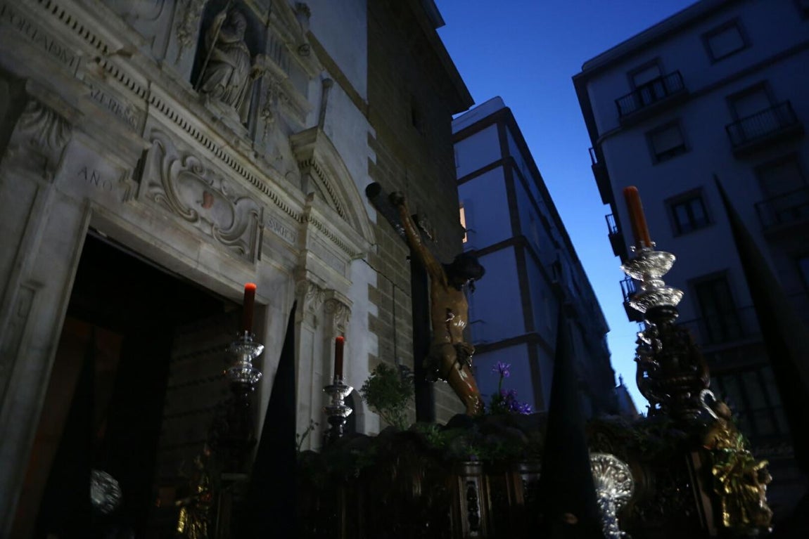 Semana Santa de Cádiz 2017. Viernes Santo: Buena Muerte