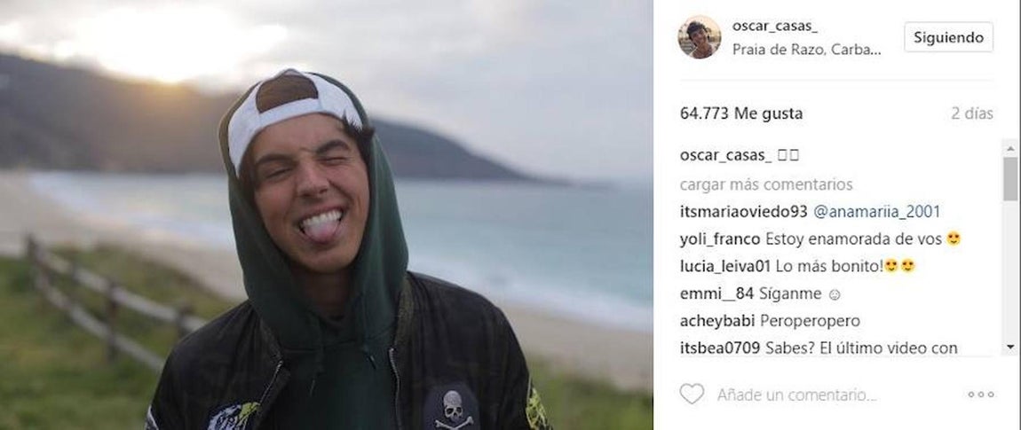 Óscar Casas. El hermano pequeño del actor Mario Casas, que ya empieza a hacer sus pinitos en el mundo de la moda, ha elegido el norte como destino para disfrutar de sus vacaciones de Semana Santa
