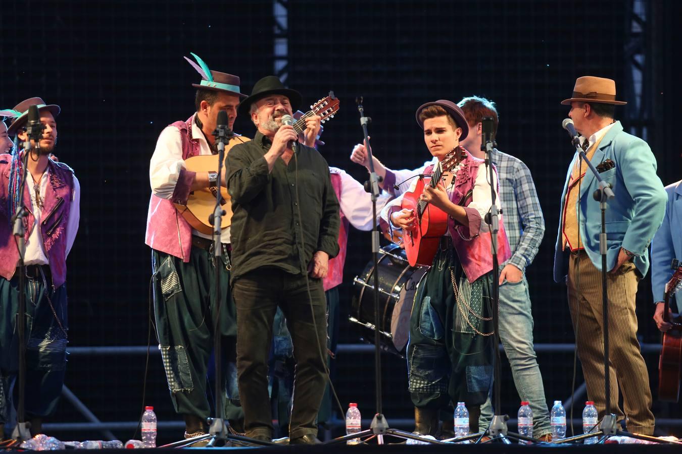 Los más grandes del Carnaval ponen bocabajo el Auditorio Rocío Jurado