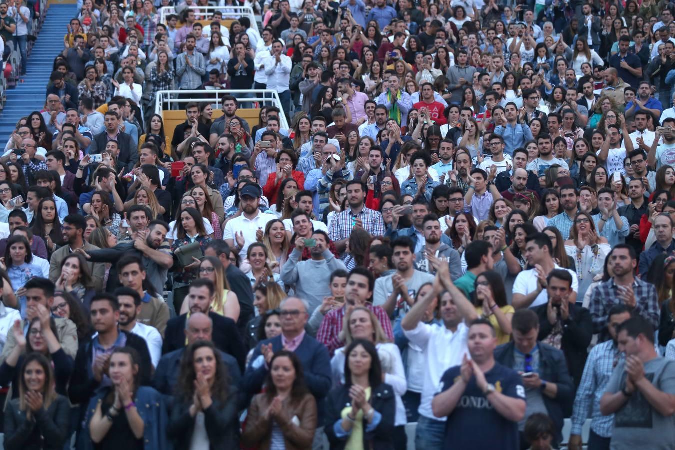 Los más grandes del Carnaval ponen bocabajo el Auditorio Rocío Jurado