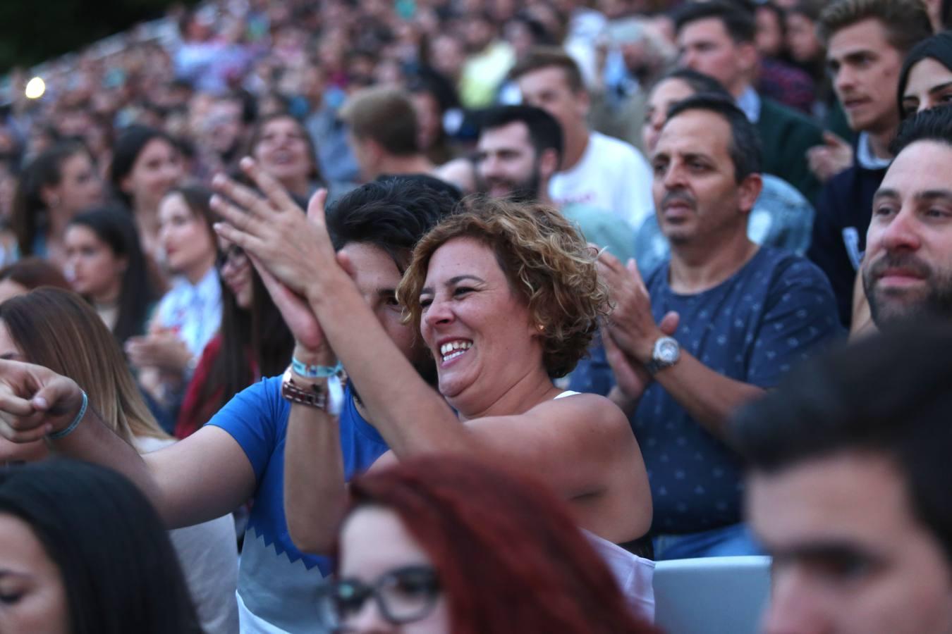 Los más grandes del Carnaval ponen bocabajo el Auditorio Rocío Jurado