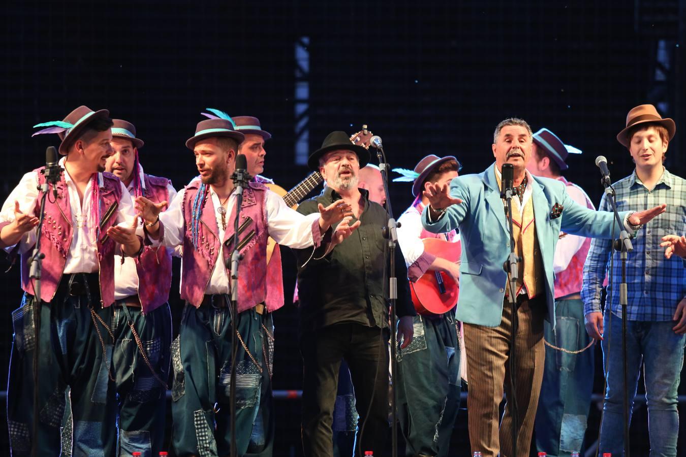 Los más grandes del Carnaval ponen bocabajo el Auditorio Rocío Jurado