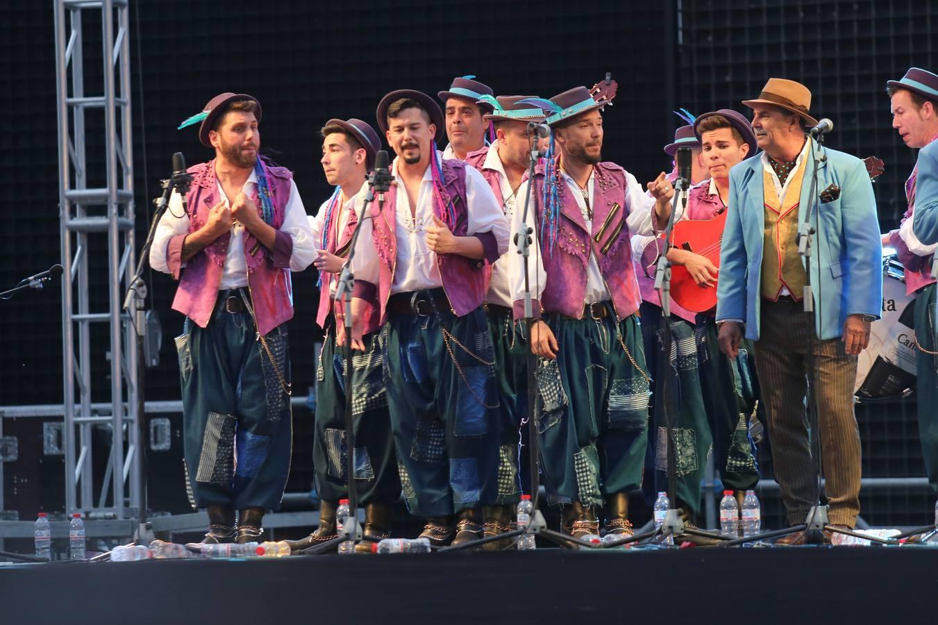 Los más grandes del Carnaval ponen bocabajo el Auditorio Rocío Jurado