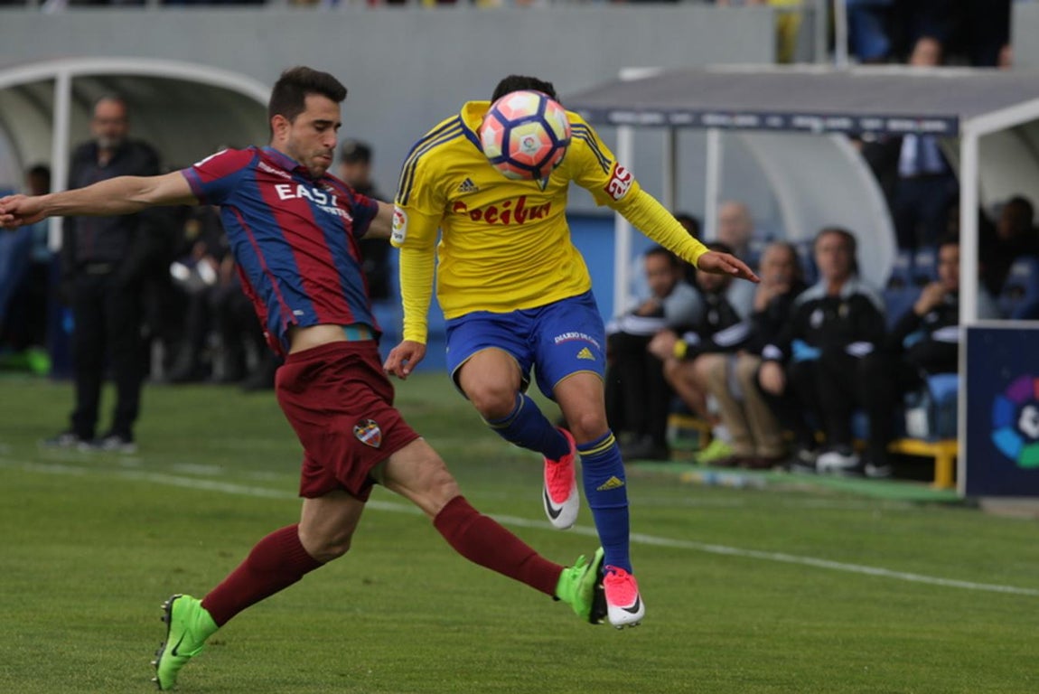 Fotos: Las imágenes del Cádiz 1-1 Levante