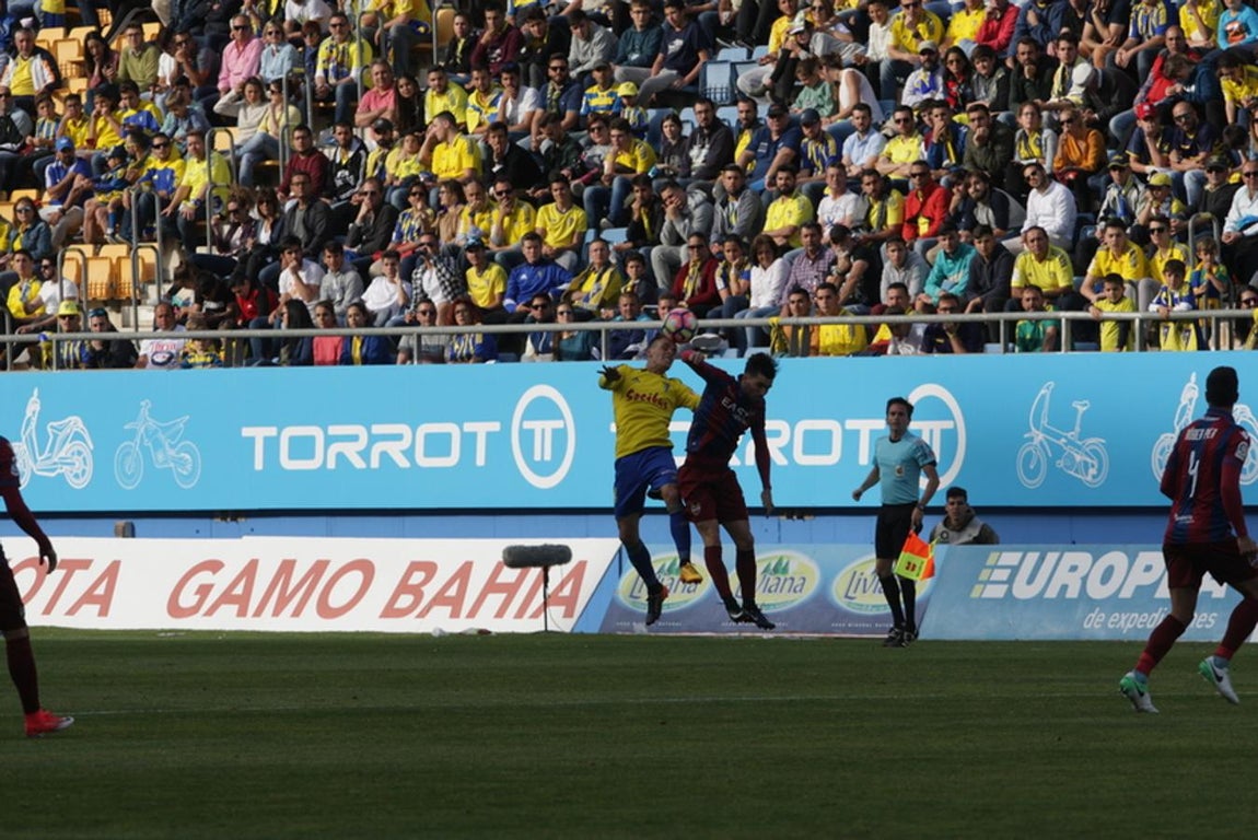 Fotos: Las imágenes del Cádiz 1-1 Levante