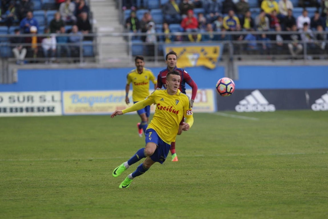 Fotos: Las imágenes del Cádiz 1-1 Levante