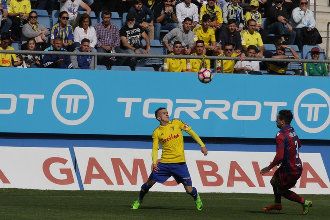 Fotos: Las imágenes del Cádiz 1-1 Levante