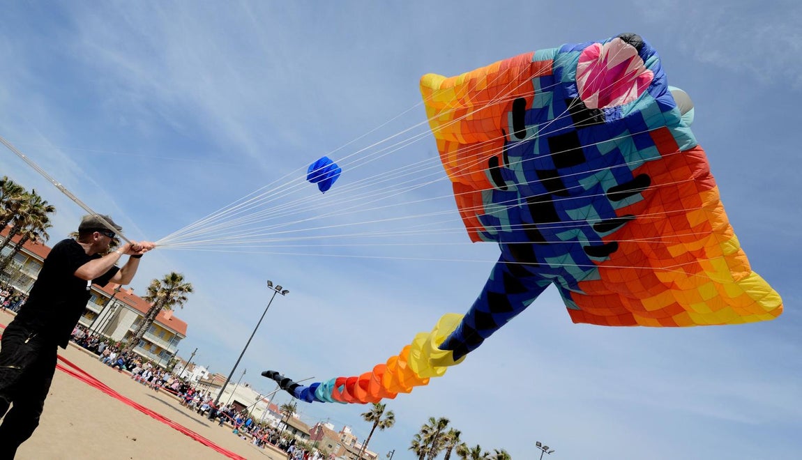 El Festival Internacional del Viento en la Malvarrosa. 