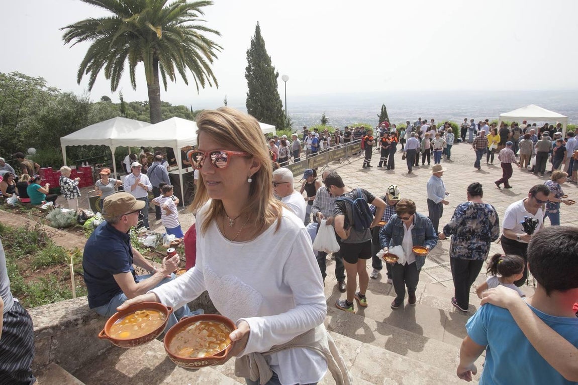 Galería fotográfica de las tradicionales habas de las Ermitas