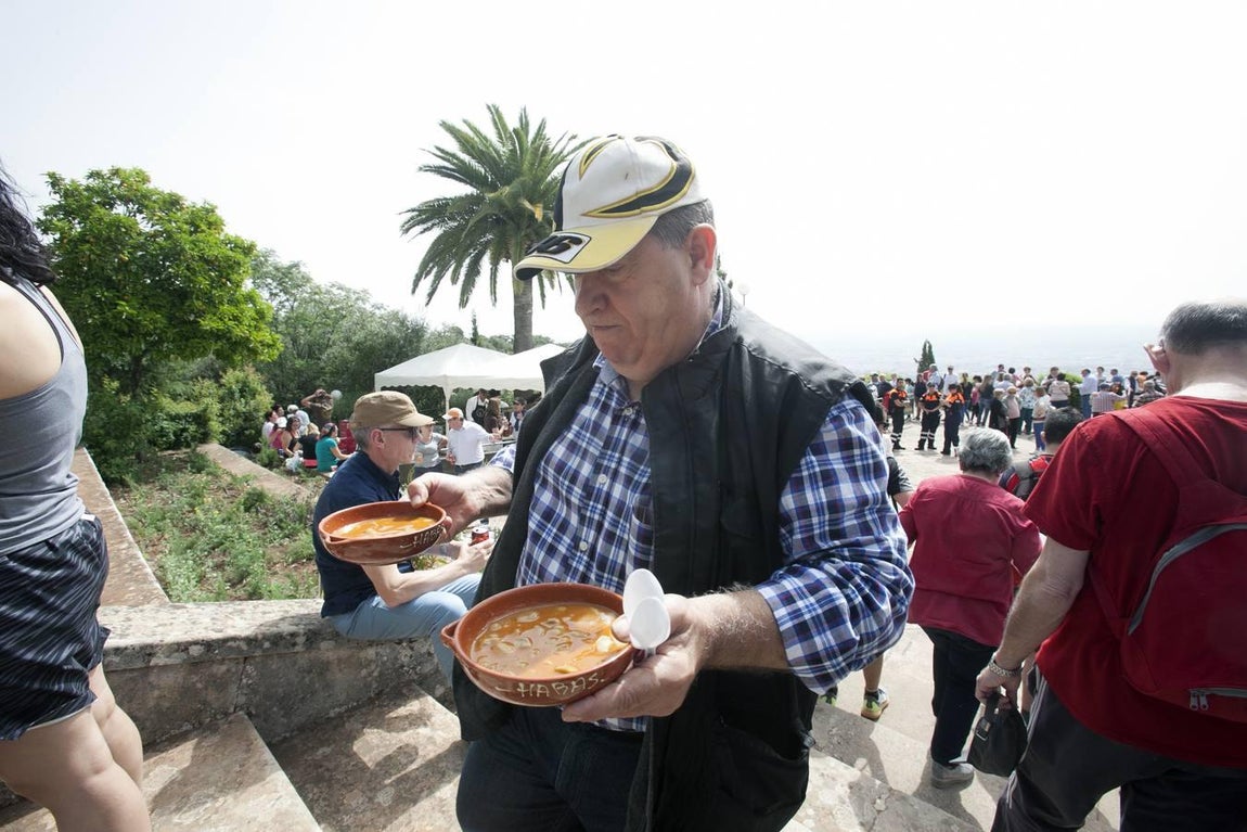 Galería fotográfica de las tradicionales habas de las Ermitas