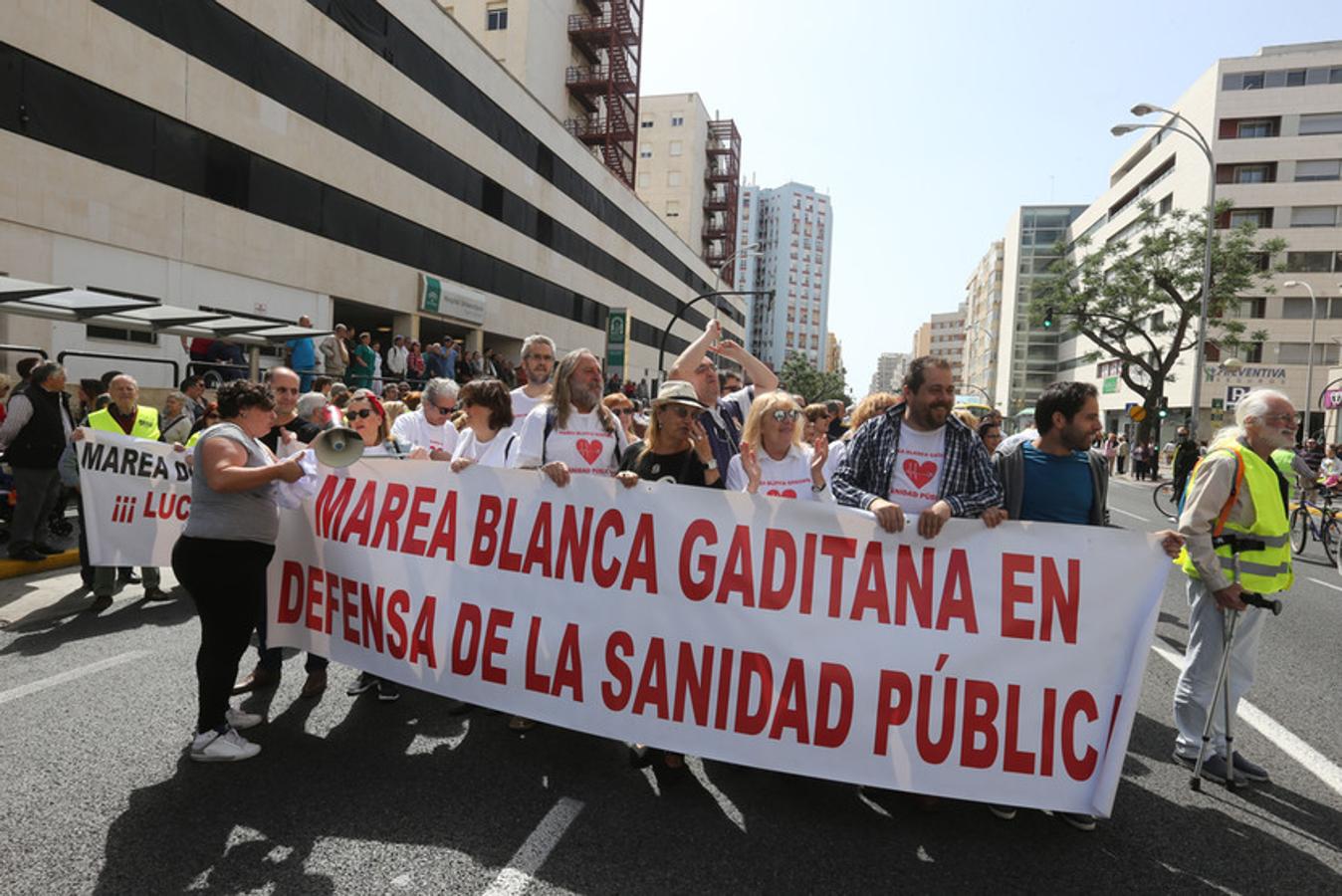 Fotos: Así ha sido la Marea Blanca en Cádiz