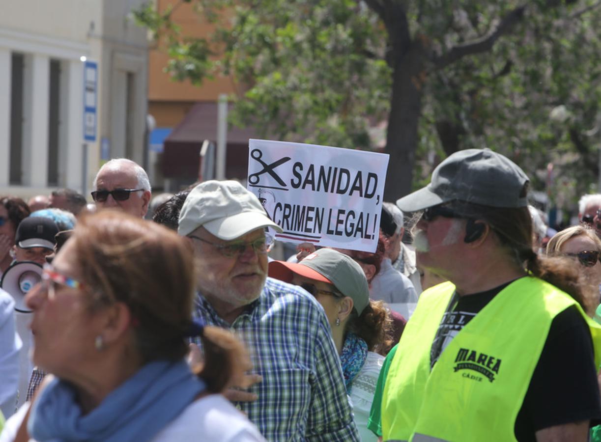 Fotos: Así ha sido la Marea Blanca en Cádiz