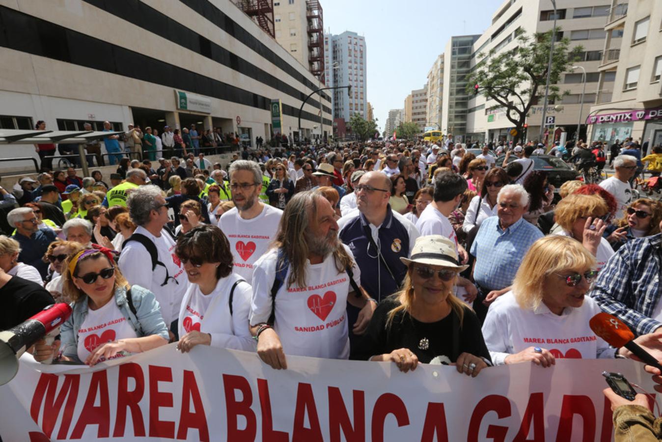 Fotos: Así ha sido la Marea Blanca en Cádiz