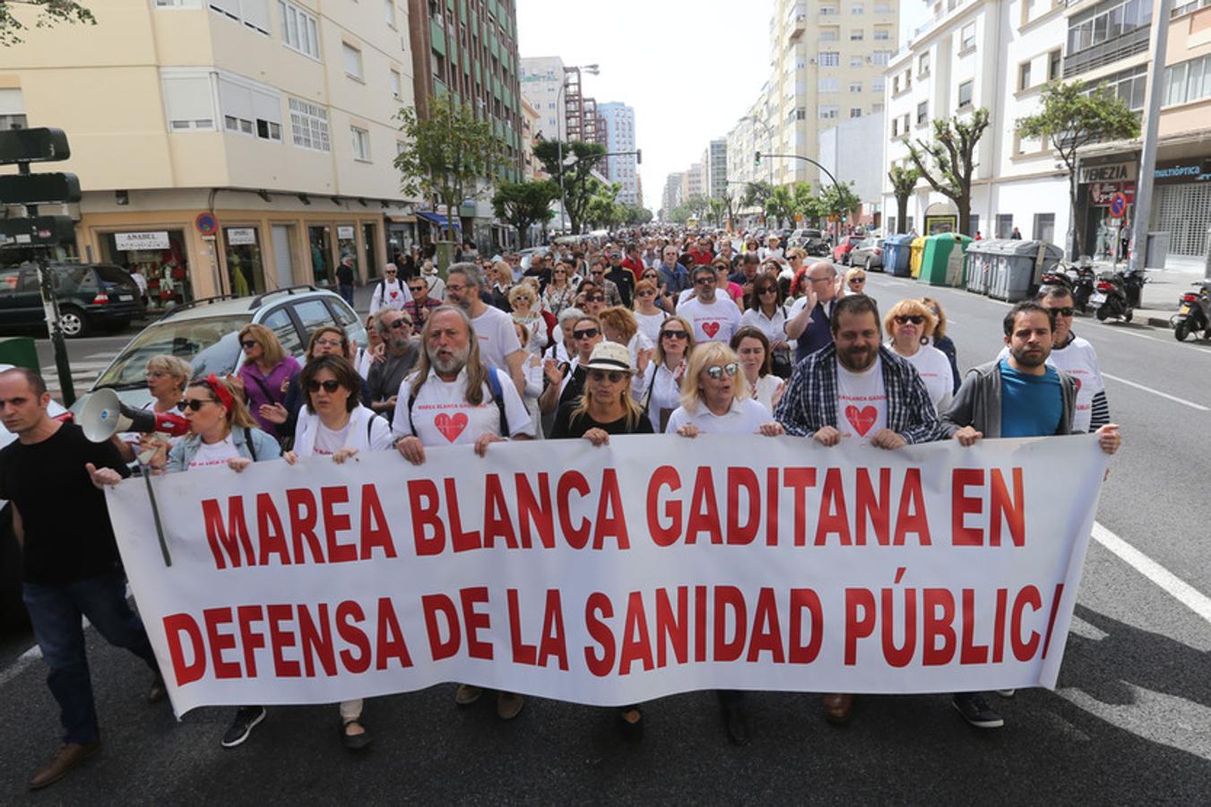 Fotos: Así ha sido la Marea Blanca en Cádiz