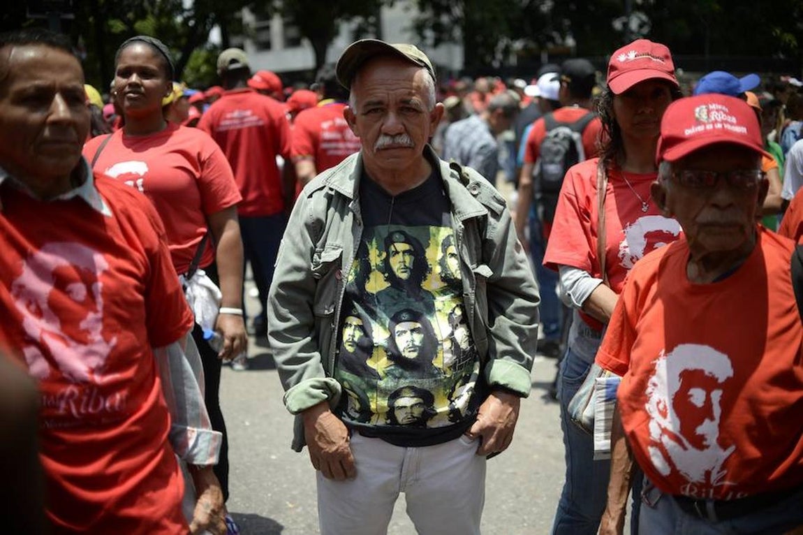 Manifestantes en Caracas contra el Gobierno de Maduro. 