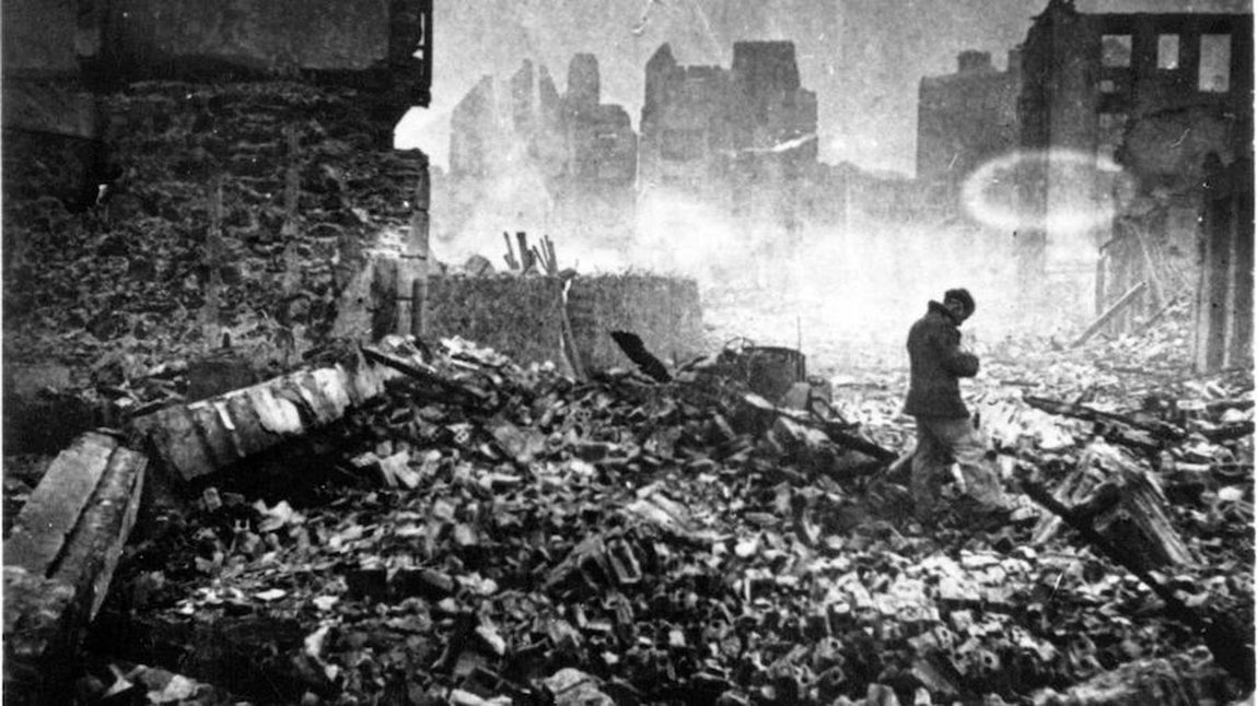 El municipio comenzó a hacer sonar las alarmas en torno a las cuatro de la tarde y no cesaron hasta las siete y media. 