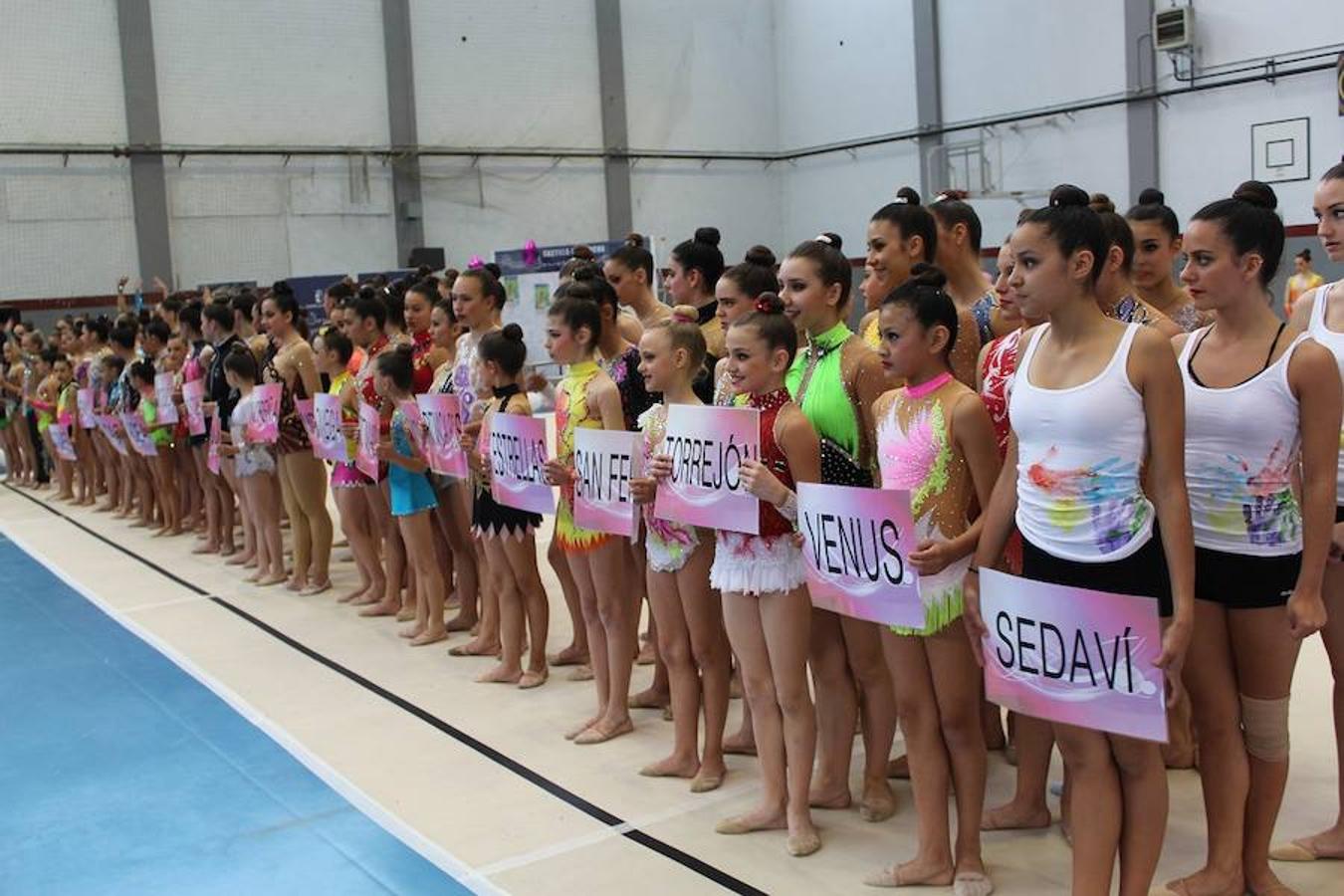 La X Gala Aniversario del Club Gimnasia Rítmica Torrijos, en imágenes