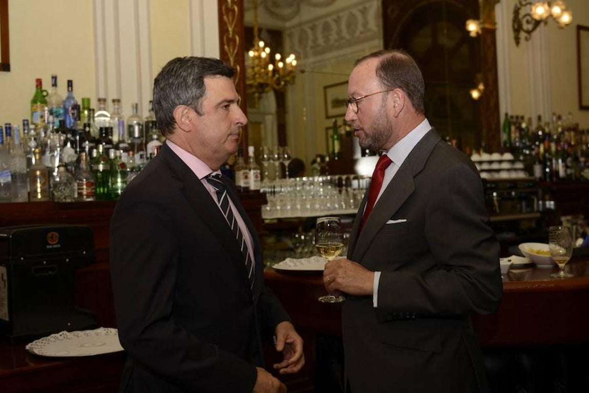 Los invitados al Foro ABC, en el que ha intervenido el ministro de Fomento, Íñigo de la Serna. 