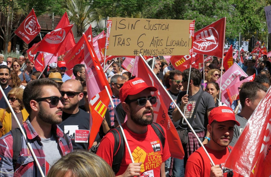 Marcha del Primero de Mayo en Alicante. 