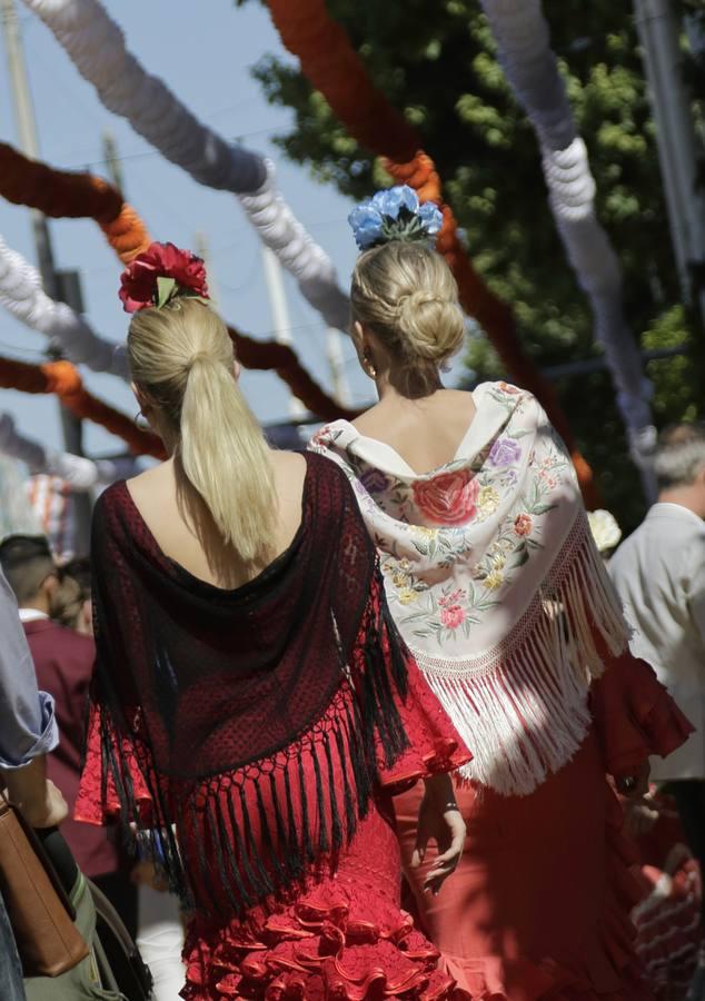 Ambiente por el real: lunes de Feria