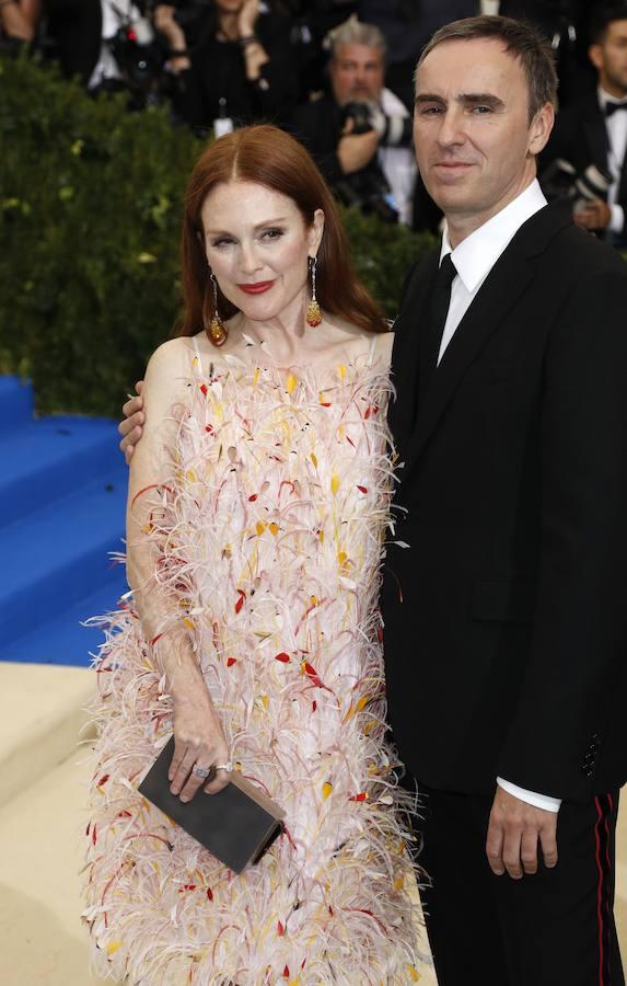 Julianne Moore y Raf Simon. 