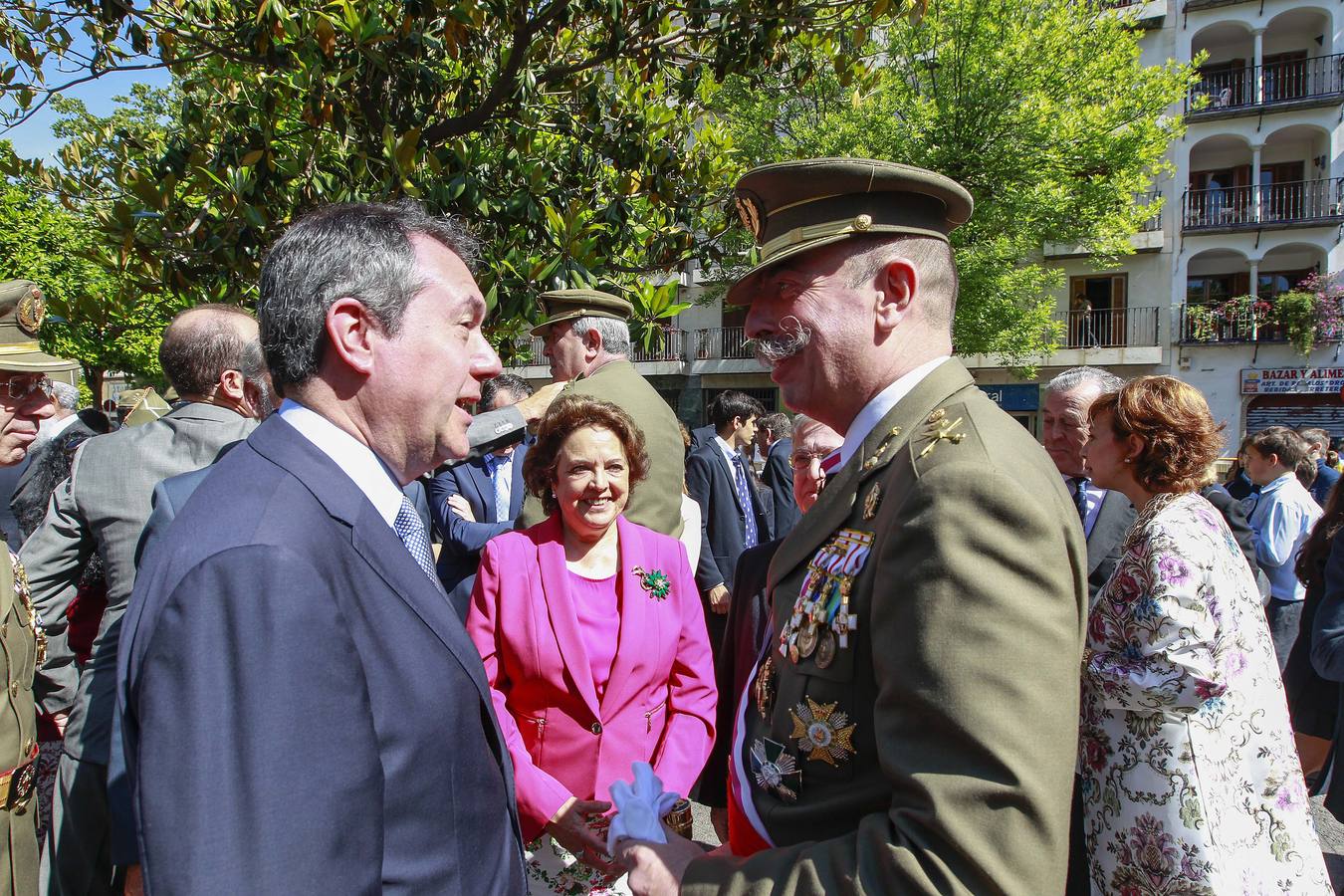 Homenaje a los héroes del Dos de Mayo en la plaza de la Gavidia