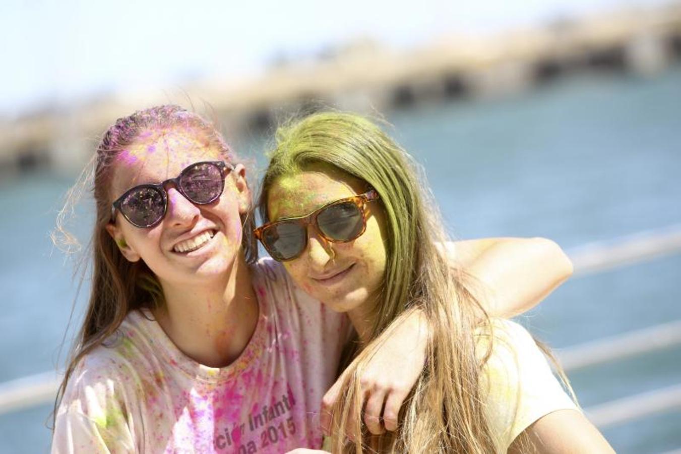 Las mejores imágenes de la carrera de colores (Holi run) de las Escuelas Católicas de Cádiz