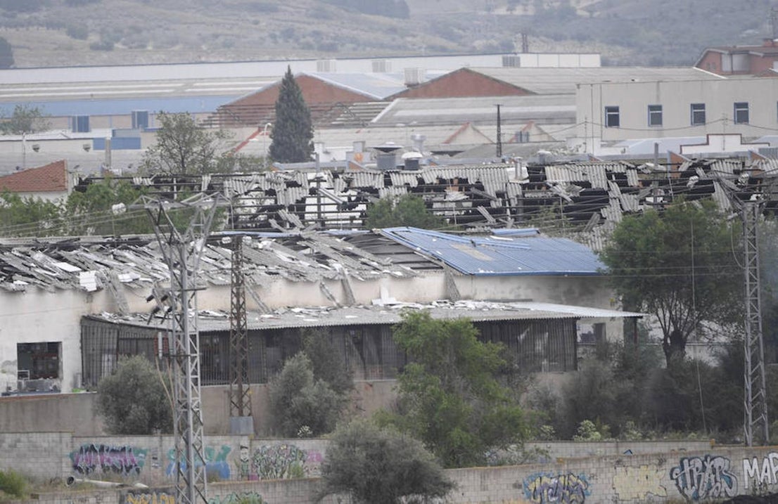 En imágenes, la explosión de la planta de reciclaje de Arganda del Rey