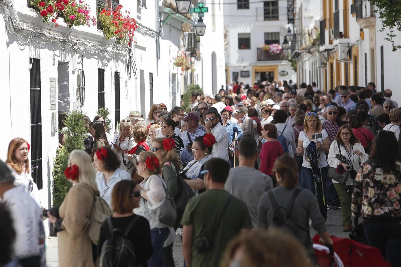 Un sábado de colas en los Patios de Córdoba de 2017