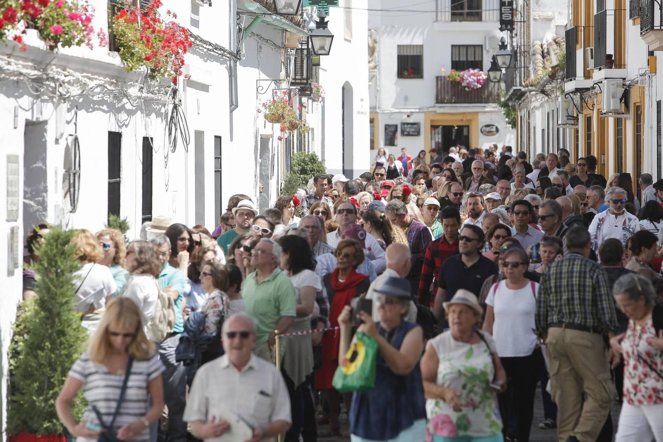 Un sábado de colas en los Patios de Córdoba de 2017