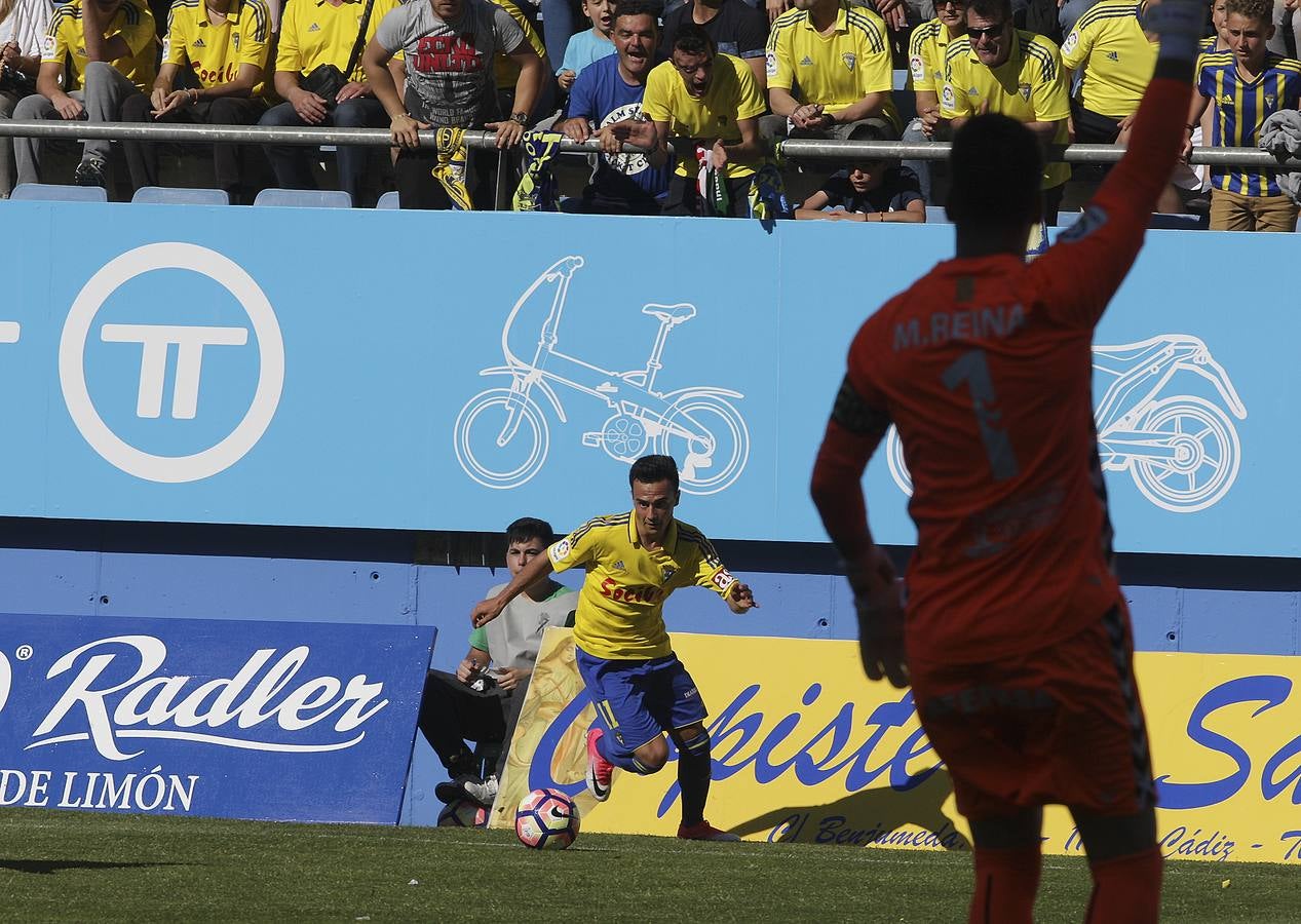 El Cádiz CF-Nàstic, en imágenes