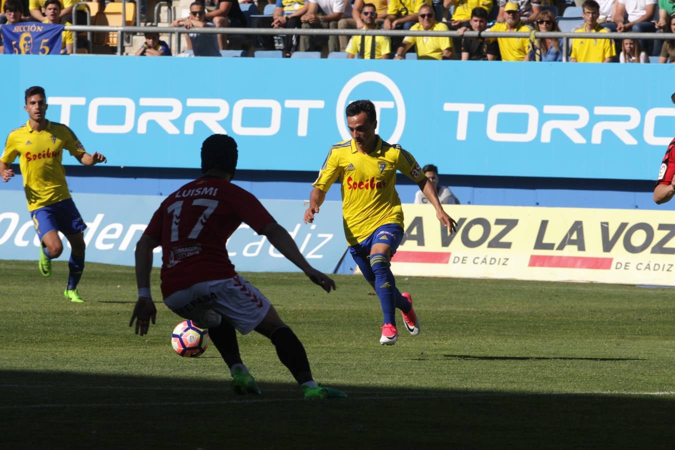 El Cádiz CF-Nàstic, en imágenes