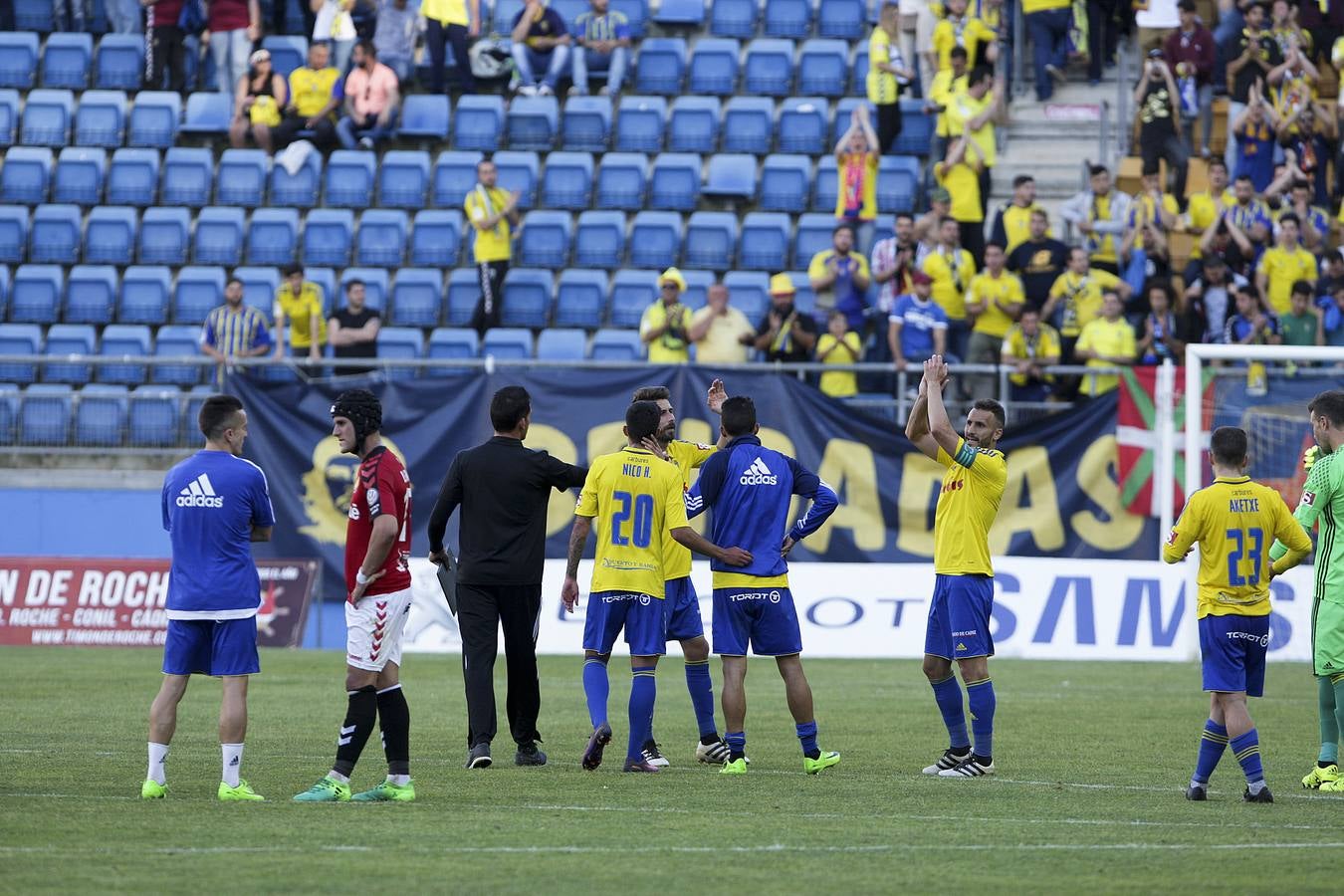 El Cádiz CF-Nàstic, en imágenes