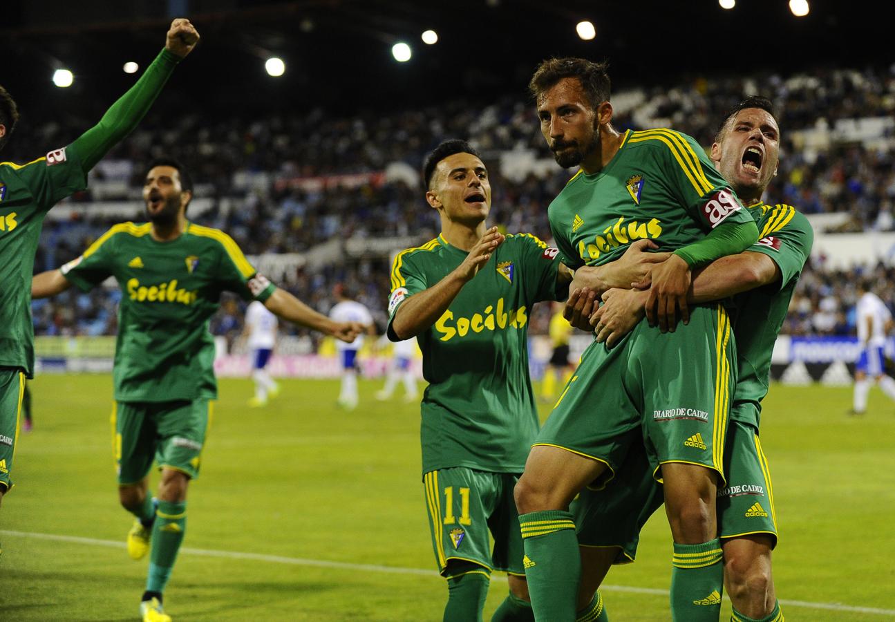 Fotos: Las imágenes del partido Real Zaragoza - Cádiz CF