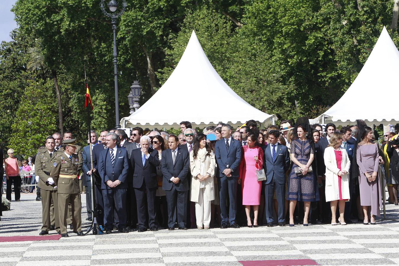 La jura de bandera en la Plaza de España, en imágenes