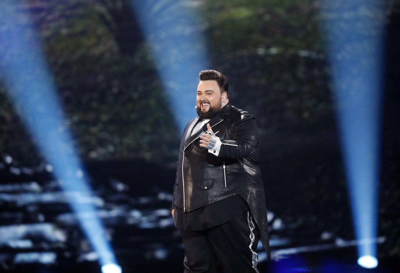 Desdoble de voz. Jacques Houdek, representante de Croacia, desdobló su voz para ofrecer una actuación mitad pop mitad cantante lírico