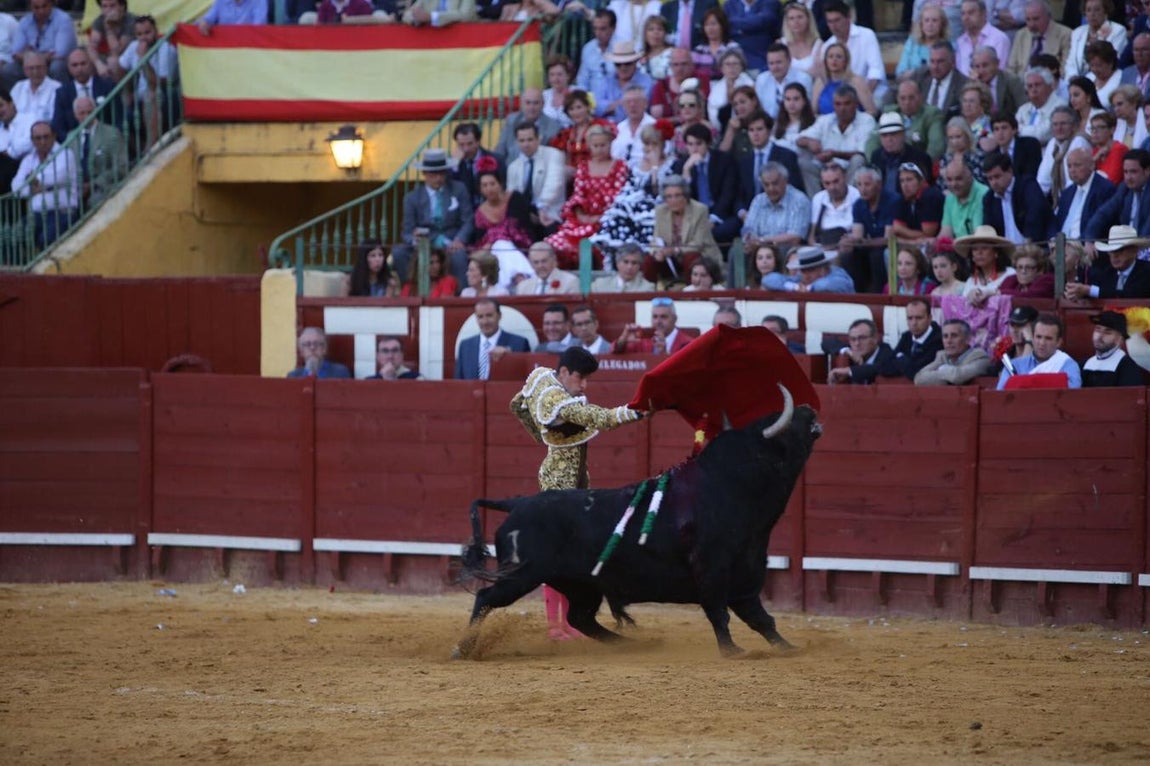 El Fandi, Cayetano y López Simón en la Feria de Jerez