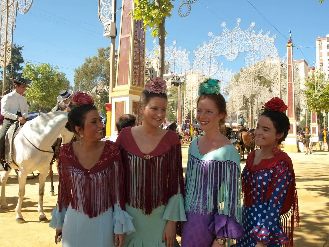 Rocío Dávila, Rocío Acedo-Rico, Teresa Lafita y Belén Guzman
