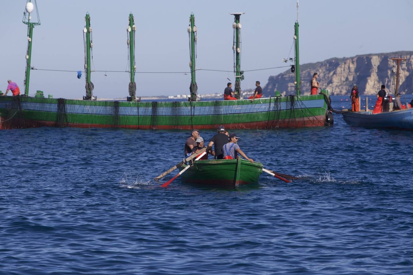 FOTOS: Espectacular levantá en la almadraba de Barbate